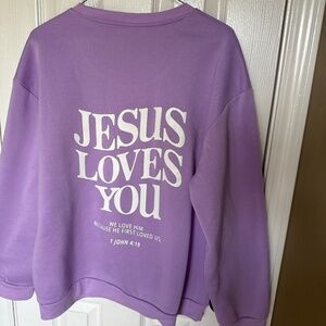Purple sweatshirt never worn